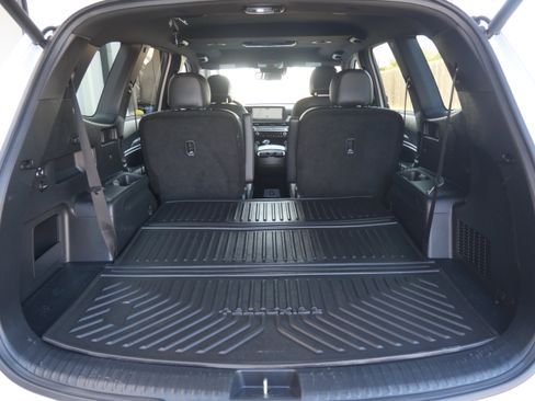 Used 2023 Kia Telluride EX X-Line image 8