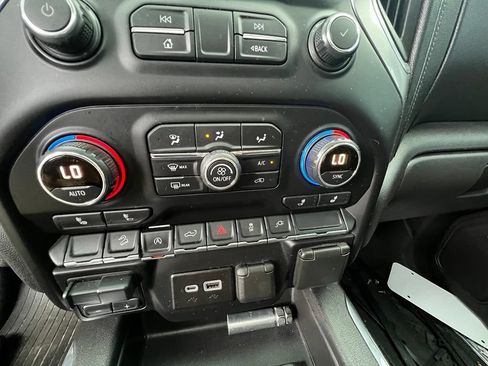 Used 2020 Chevrolet Silverado 1500 RST AWD/4WD image 20