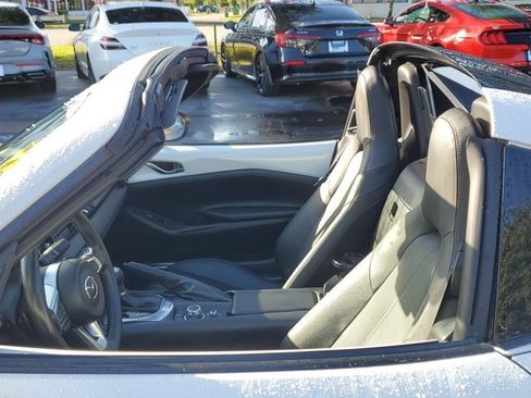 Used 2020 MAZDA MX-5 Miata RF Grand Touring image 30