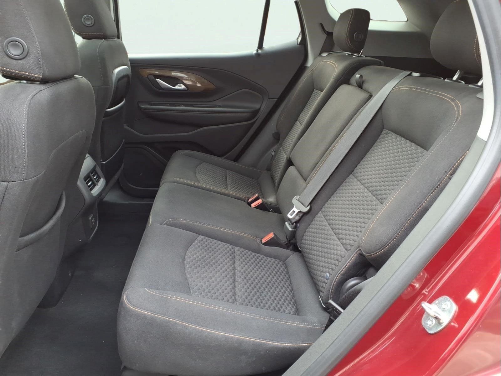 Used 2019 GMC Terrain SLE w/ Driver Convenience Package AWD/4WD image 9