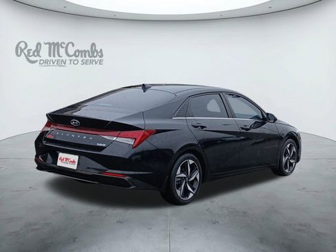 Used 2023 Hyundai Elantra Limited image 5