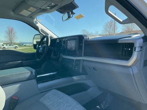 Used 2023 Ford F250 XLT image 14