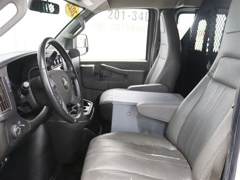 Used 2022 Chevrolet Express 2500 Extended w/ Enhanced Convenience Package image 13