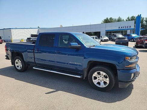 Used 2018 Chevrolet Silverado 1500 LT w/ All Star Edition AWD/4WD image 2