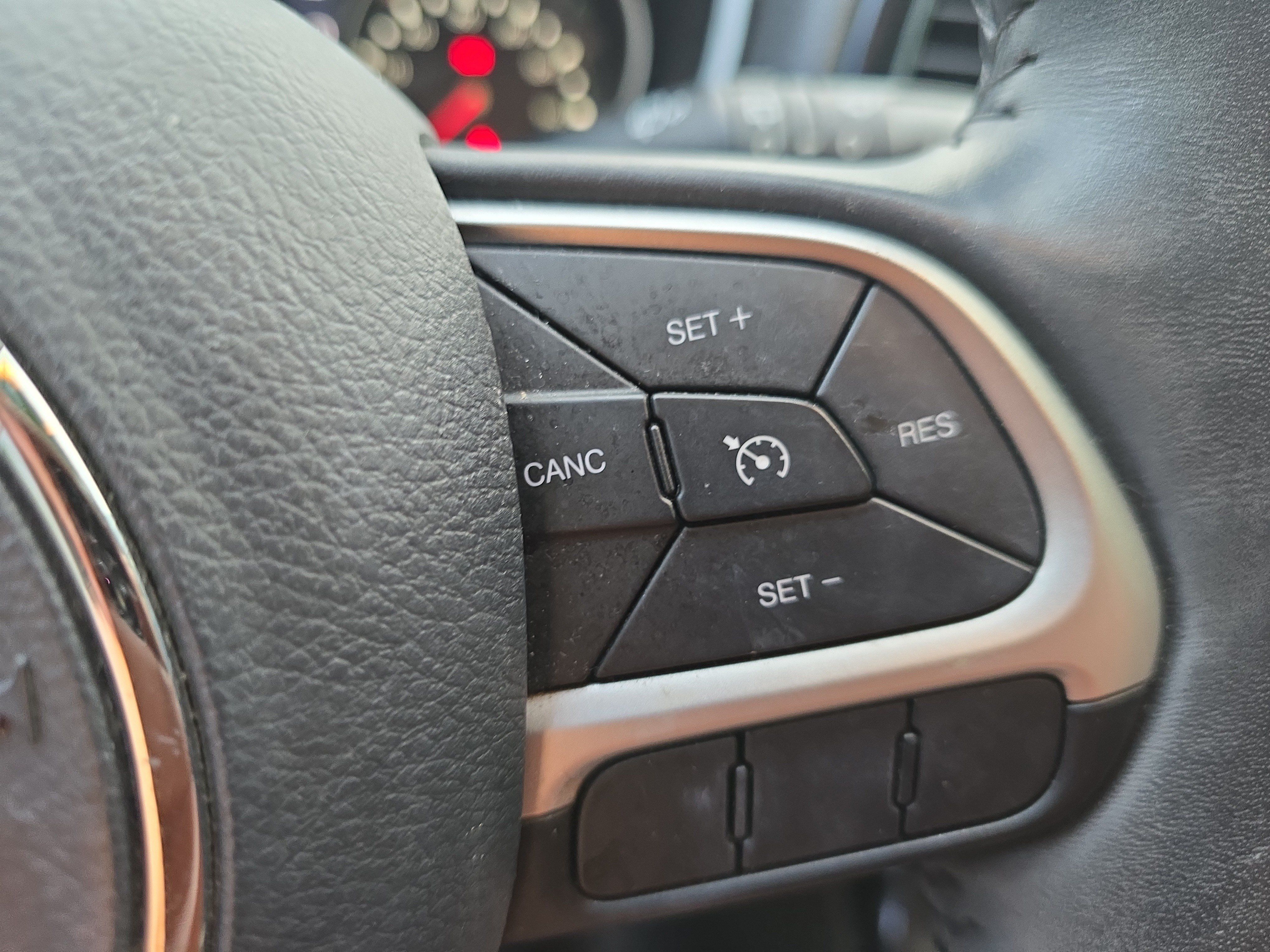 Used 2018 Jeep Compass Latitude w/ Popular Equipment Group AWD/4WD image 20