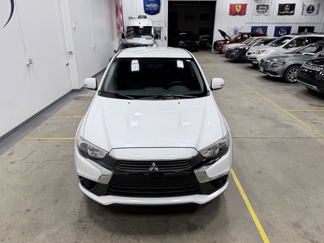 Used 2017 Mitsubishi Outlander Sport ES AWD/4WD image 2