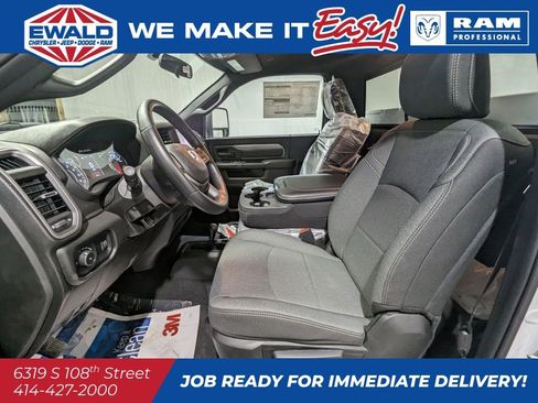 New 2024 RAM 2500 Tradesman w/ Chrome Appearance Group image 11