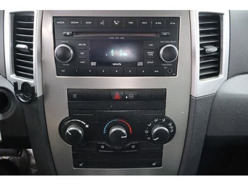 Used 2008 Jeep Grand Cherokee Laredo image 11