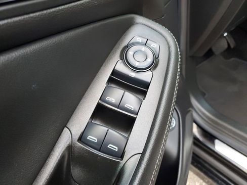 Used 2023 Buick Encore GX Select w/ Sport Touring Package image 17