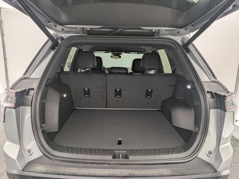 New 2026 Chevrolet Equinox ACTIV w/ Convenience Package III image 32