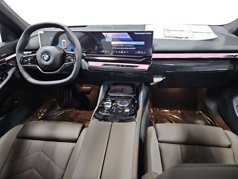 New 2027 BMW 530i xDrive AWD/4WD image 9