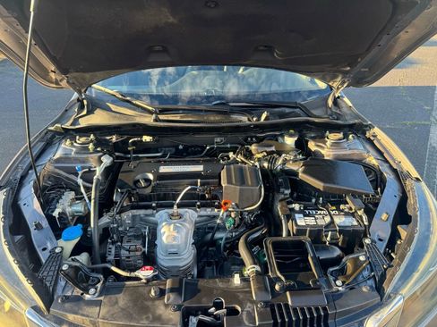 Used 2015 Honda Accord LX image 17