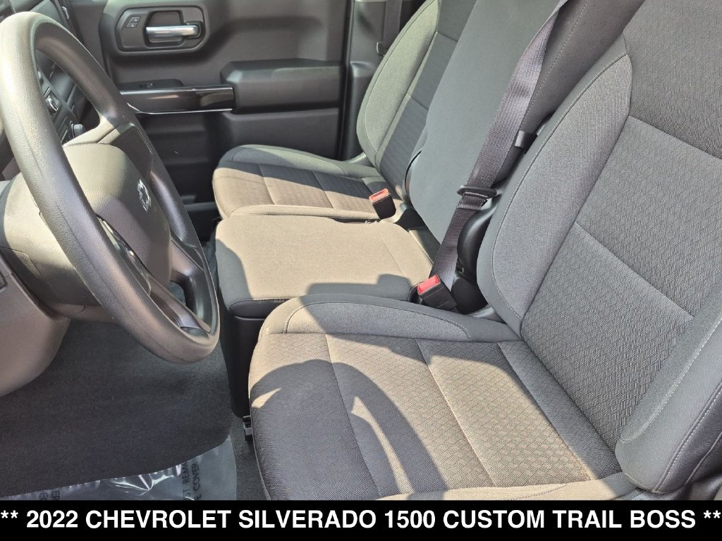 Used 2022 Chevrolet Silverado 1500 Custom Trail Boss w/ Midnight Edition AWD/4WD image 17