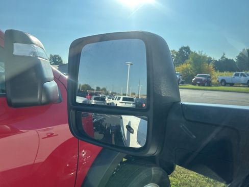 New 2026 RAM 3500 Tradesman w/ Chrome Appearance Group image 32