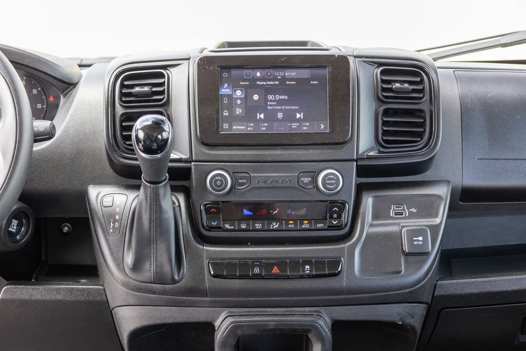 Used 2025 RAM ProMaster 2500 w/ Convenience Group FWD image 14