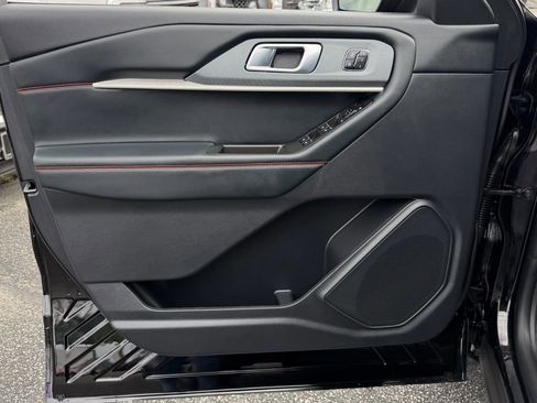 Used 2026 Ford Explorer ST image 14