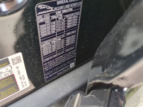 New 2026 Jaguar F-PACE R-Dynamic S image 32