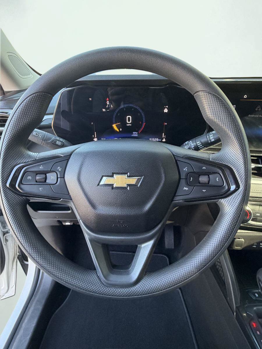 Used 2025 Chevrolet TrailBlazer LT AWD/4WD image 5