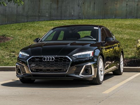 Used 2023 Audi A5 2.0T Premium w/ Convenience Package AWD/4WD image 7