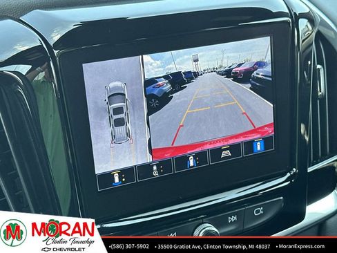 Certified 2023 Chevrolet Traverse LT w/ LT Premium Package AWD/4WD image 24