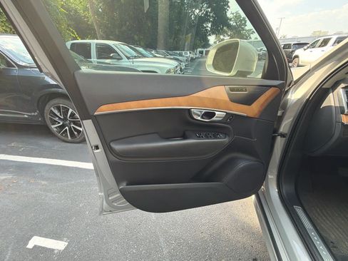 Certified 2023 Volvo XC90 B6 Plus w/ Protection Package Premier AWD/4WD image 24