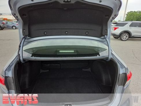 Used 2023 Toyota Corolla LE FWD image 23