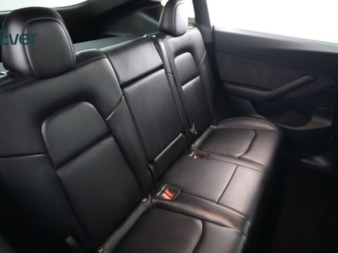 Used 2023 Tesla Model Y Performance AWD/4WD image 5