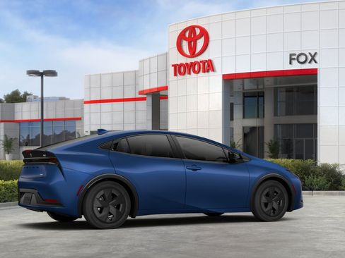 New 2027 Toyota Prius LE FWD image 34