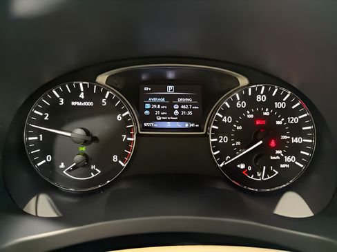 Used 2016 Nissan Altima 2.5 SL w/ 2.5 Technology Package FWD image 18