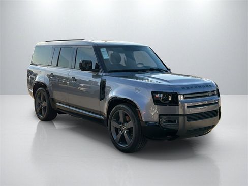 Used 2024 Land Rover Defender 130 Outbound image 3