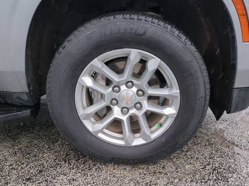 Used 2025 Chevrolet Tahoe LT AWD/4WD image 11