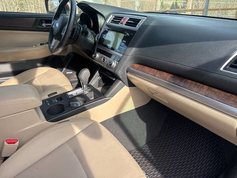 Used 2015 Subaru Outback 2.5i Limited image 20