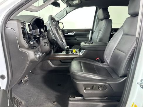 Used 2023 GMC Sierra 1500 SLT w/ SLT Convenience Package image 11