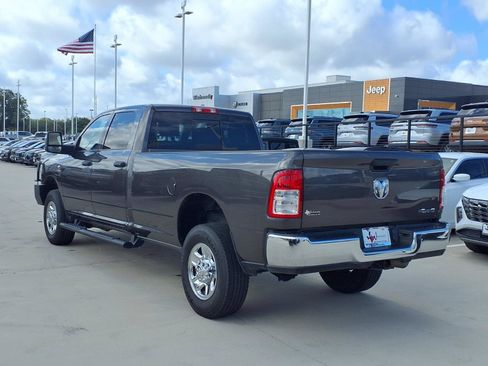 Used 2024 RAM 2500 Tradesman w/ Chrome Appearance Group AWD/4WD image 2