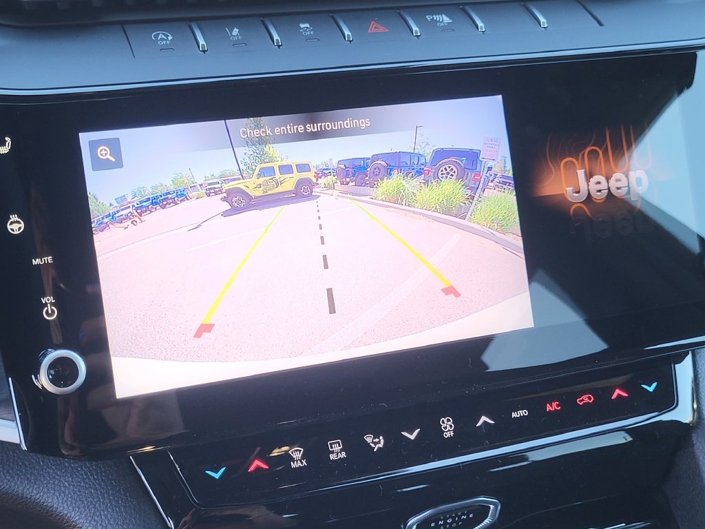 New 2026 Jeep Grand Cherokee Altitude AWD/4WD image 22