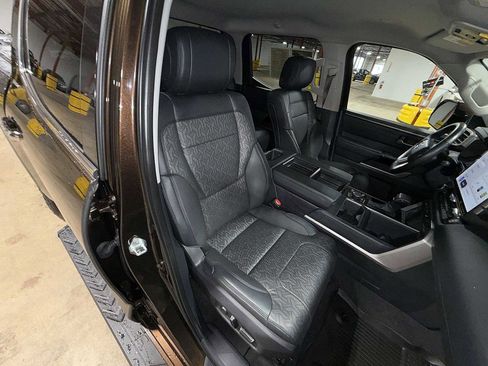 Used 2022 Toyota Tundra Limited image 16