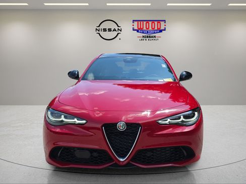 Used 2024 Alfa Romeo Giulia Ti w/ Active Assist Plus Package AWD/4WD image 6