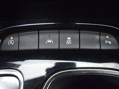 Used 2023 Buick Envision Preferred FWD image 33