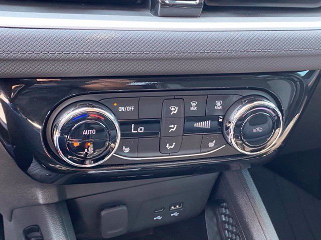 Used 2024 Chevrolet TrailBlazer LT w/ Convenience Package AWD/4WD image 16
