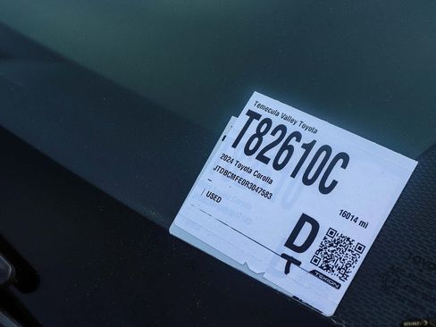 Certified 2024 Toyota Corolla SE FWD image 33