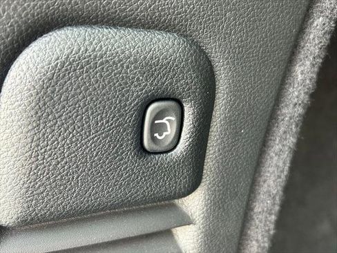 Certified 2024 Dodge Durango R/T image 38