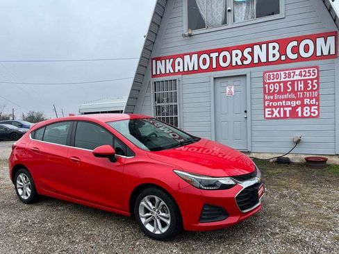 Used 2019 Chevrolet Cruze LT image 1