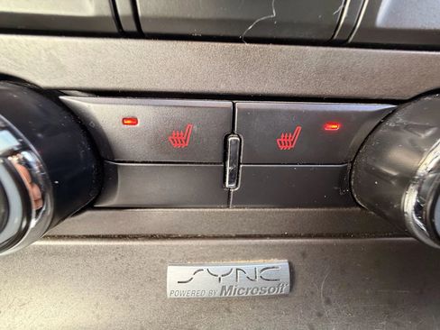 Used 2013 Ford Mustang GT Premium w/ Comfort Pkg image 25