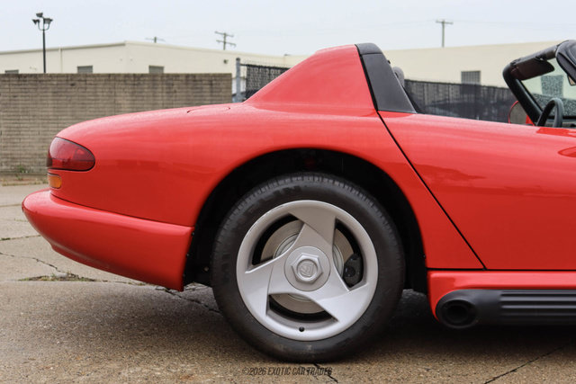 Used 1994 Dodge Viper RT/10 RWD image 9