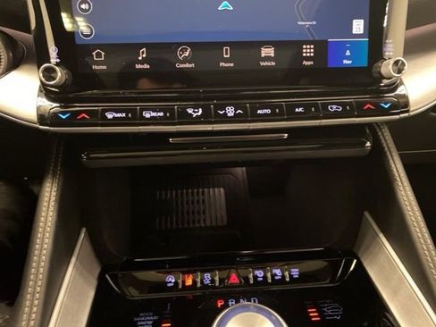 New 2026 Jeep Grand Wagoneer 4WD image 14