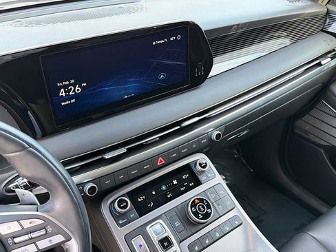 Used 2024 Hyundai Palisade Calligraphy image 30