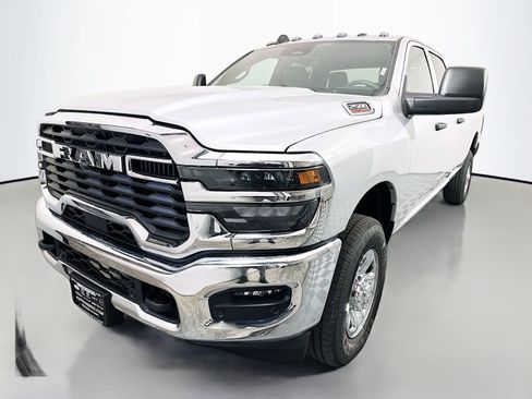 New 2026 RAM 2500 Tradesman w/ Chrome Appearance Group AWD/4WD image 3