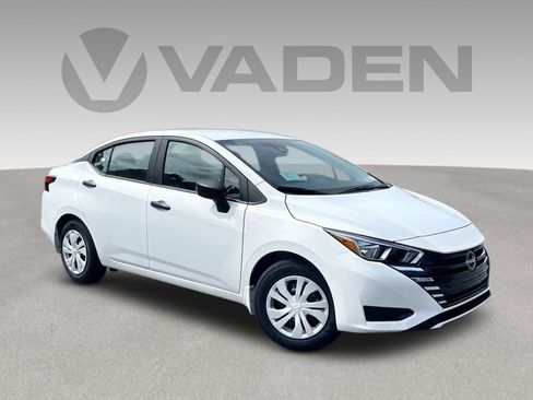 New 2025 Nissan Versa S w/ Trunk Package FWD image 1