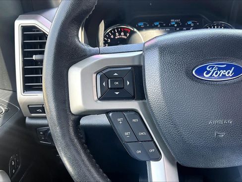 Used 2020 Ford F150 Lariat w/ Equipment Group 502A Luxury AWD/4WD image 22