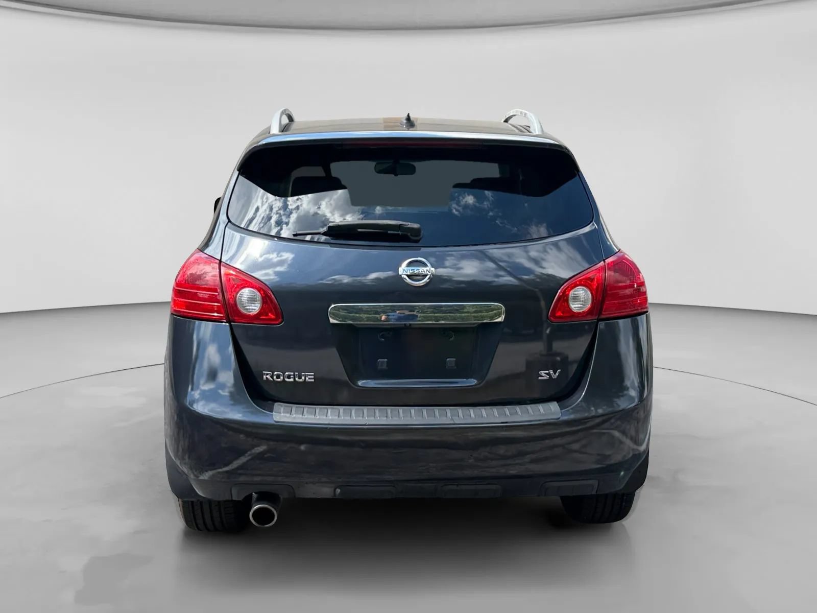 Used 2013 Nissan Rogue SV FWD image 4